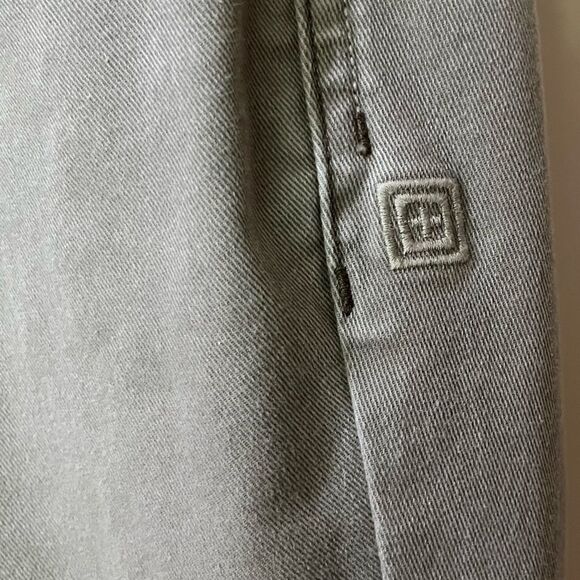 5.11 TACTICAL Straight Leg Denim Jeans Light Gray Men’s Size 35x34 - Picture 3 of 7